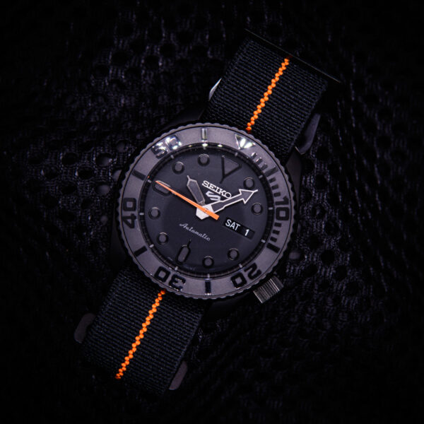 Seiko SRPD79K1 Stealth Mod (virtually new) - Image 2