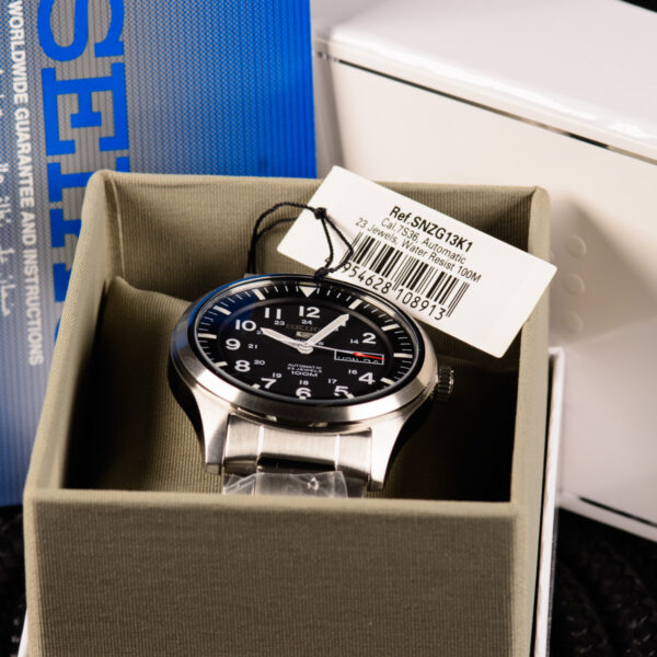 Seiko 5 Sports Military SNZG13K1 (Like new) - Image 3