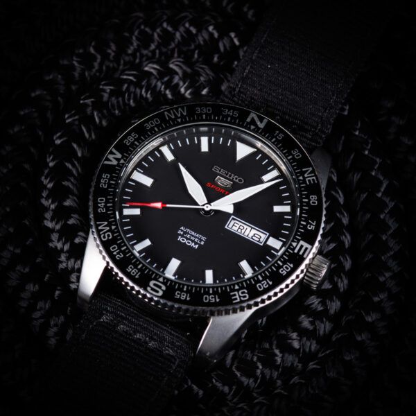 Seiko SRP667J - Image 2