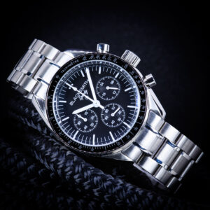 Speedy with bracelet